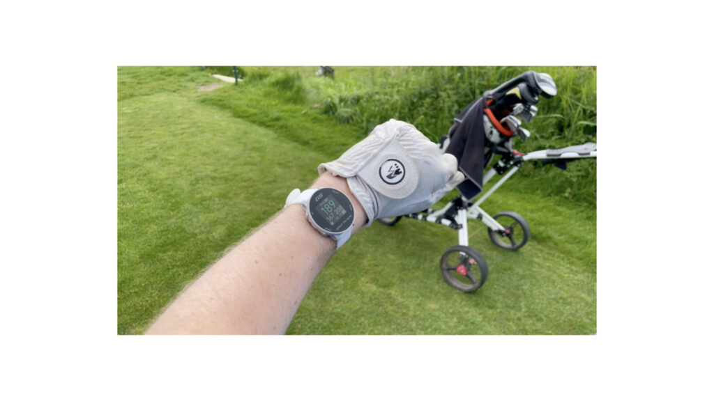 Image of the G5 in action on the golf course